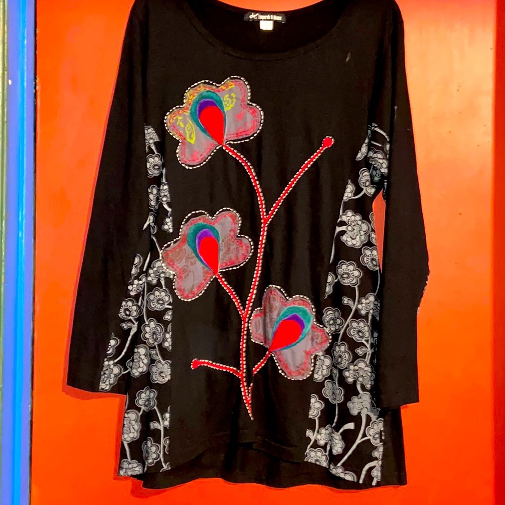 Leopards and roses shirt, size: M,